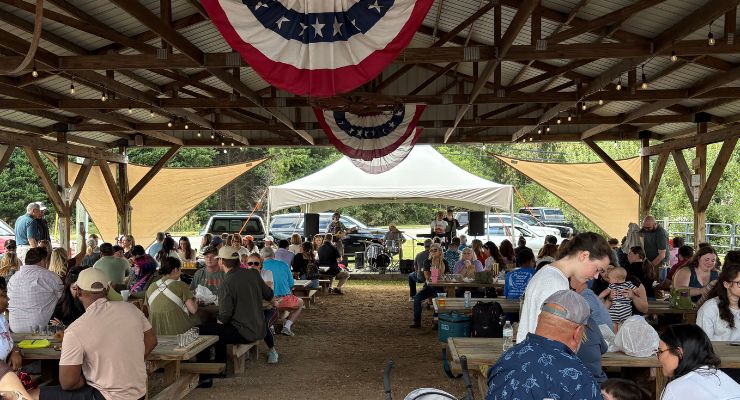 Live music at Windy Hill